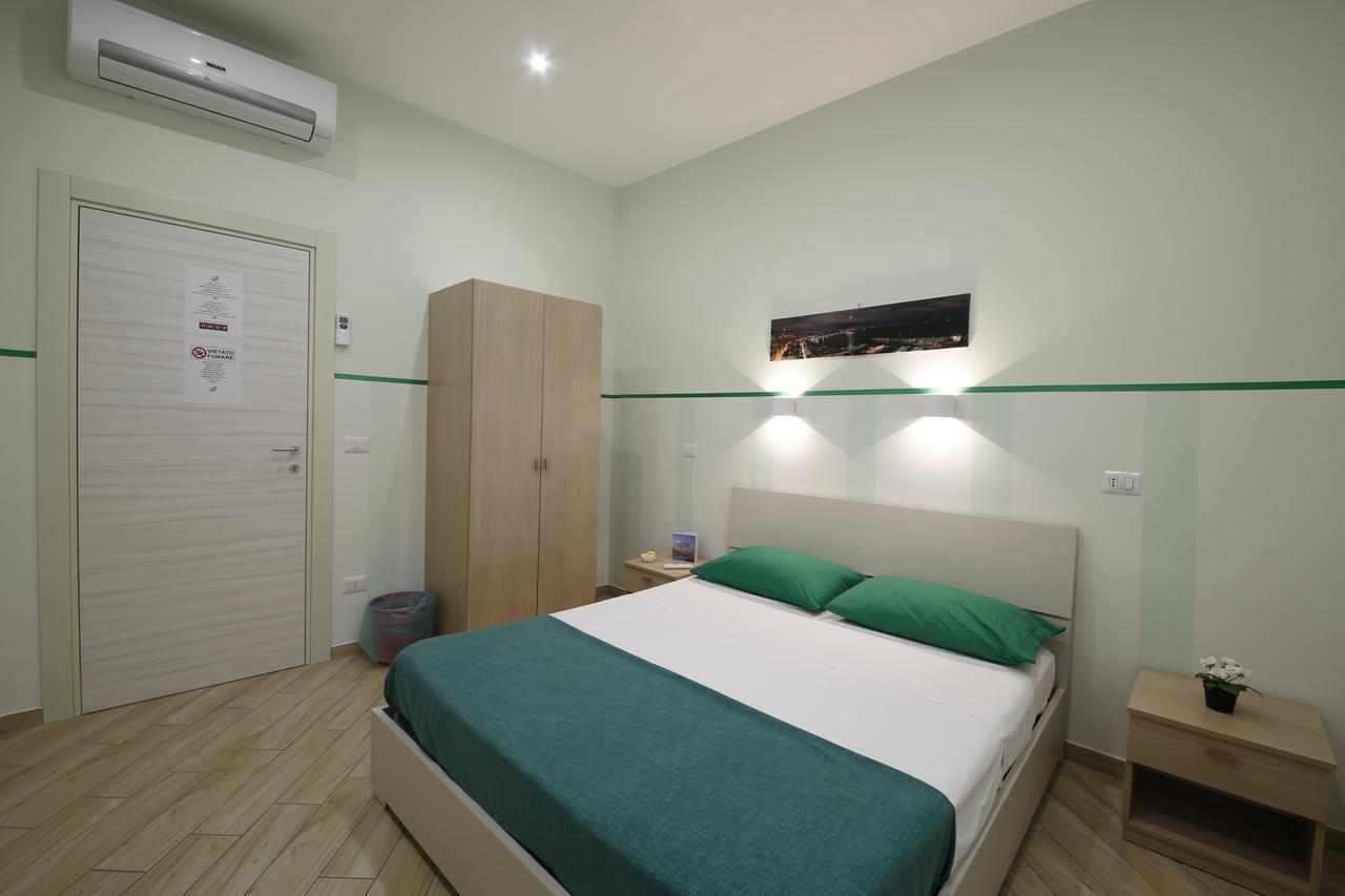 نابولي B&B Residenza Alba المظهر الخارجي الصورة